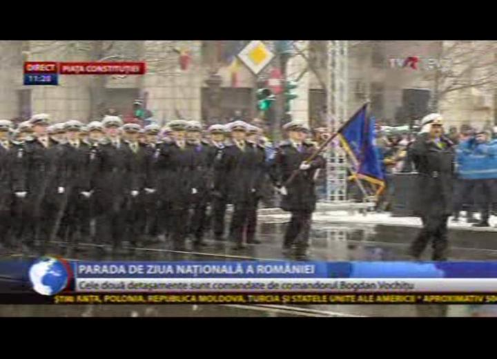 Parada militară desfăşurată cu ocazia Zilei Naţionale a României în Piaţa Constituţiei din Bucureşti