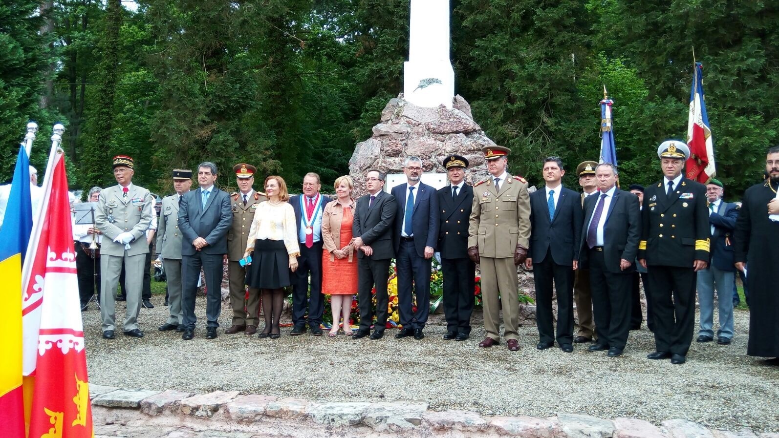 Ceremonie în memoria eroilor români din Primul Război Mondial înhumați în Franţa