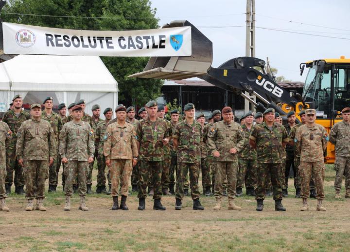 Militari olandezi, premiaţi la exerciţiul Resolute Castle 19